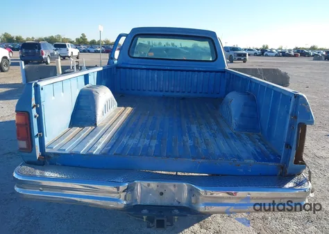 1991 Dodge D-Series D150 z USA, uszkodzony, nr VIN 1B7GE16Y1MS217408